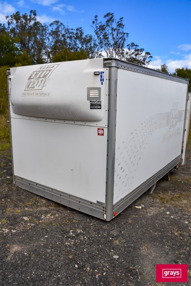 Peki Dry Freight Pantechnicon Body