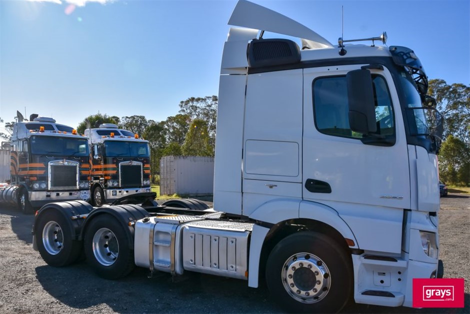 Prime Movers and Trucks