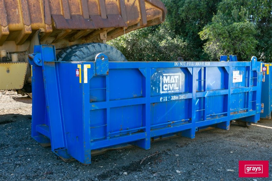 2021 NBS Hook Bin Auction (00115052734) Grays Australia