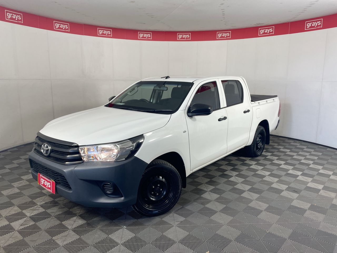 2015 Toyota Hilux 4X2 WORKMATE TGN121R Auto Dual Cab