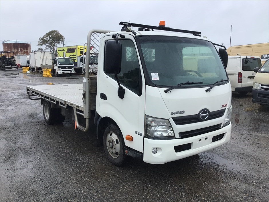 Unreserved Ex-Hire Excavation & Construction Equipment - QLD