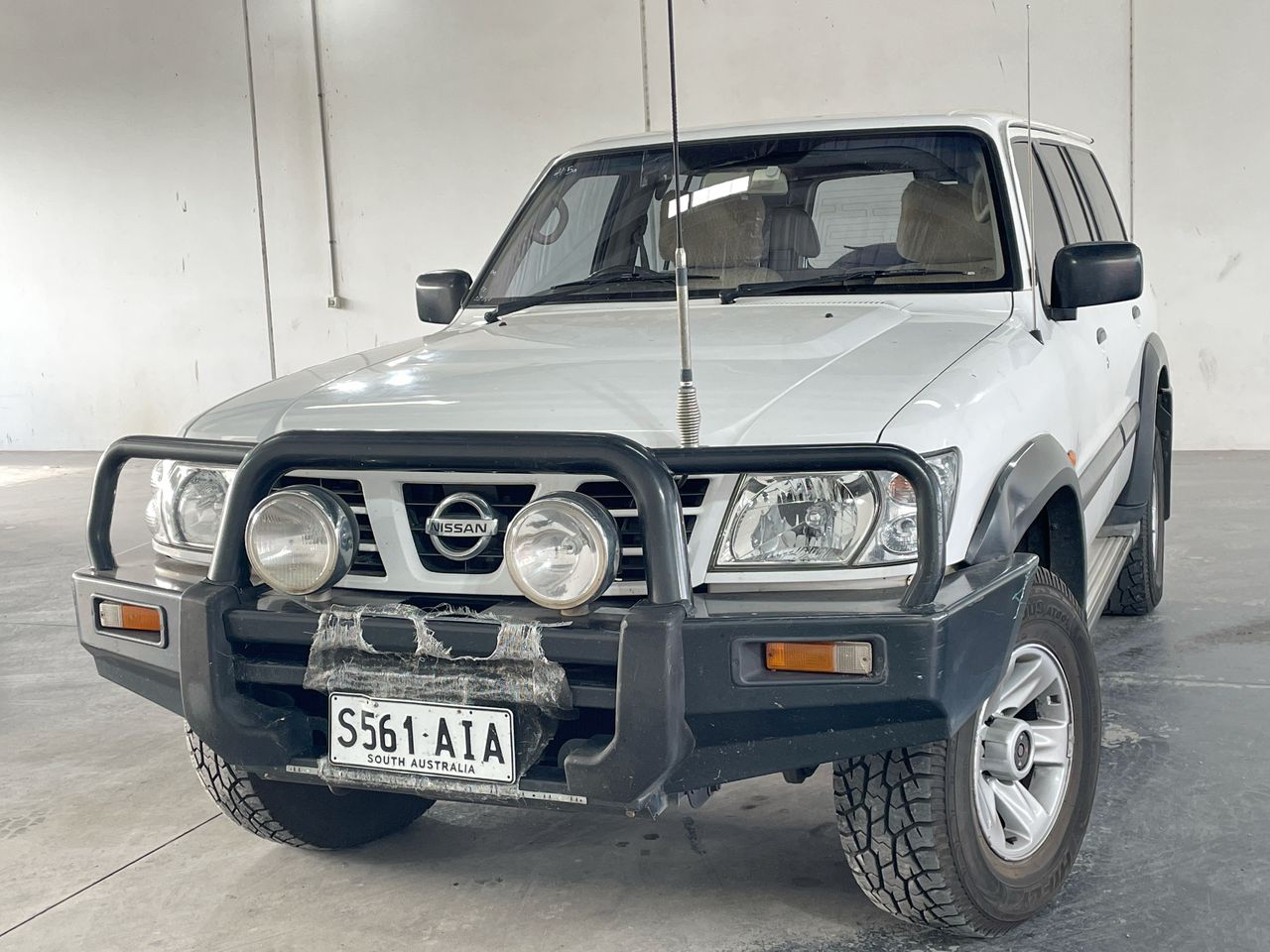 2004 Nissan Patrol ST 4.8 GU II Automatic 7 Seats Wagon