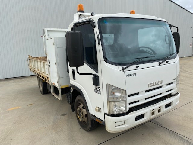 Unreserved Tipper Truck, Compressor & Construction Equipment