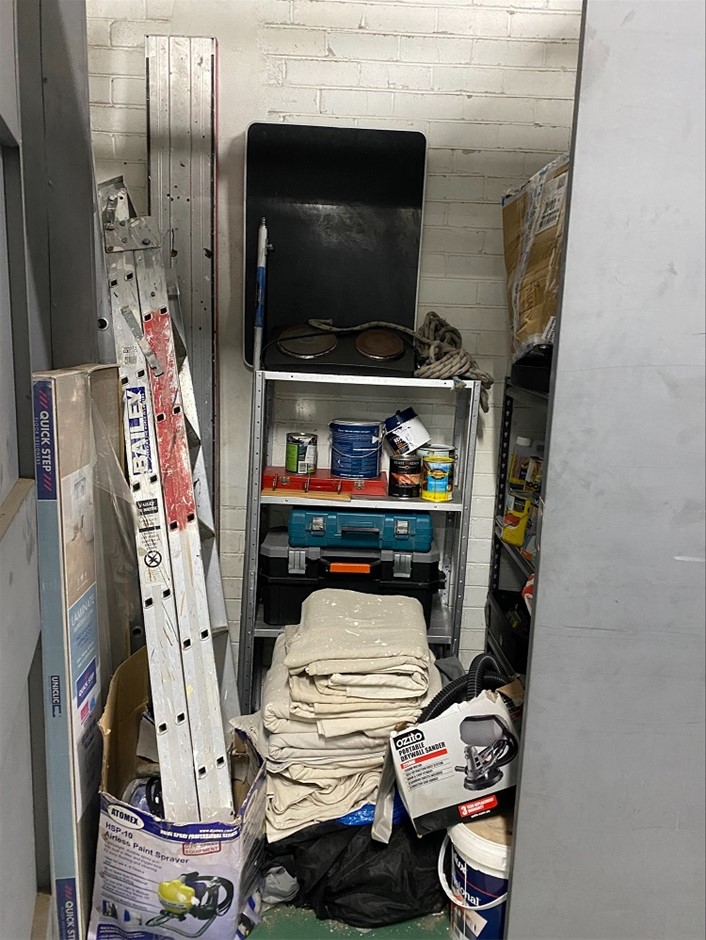 Entire contents of overdue storage including 2 X ladders So Auction
