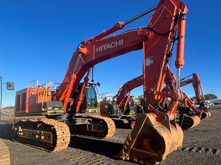 2017 Hitachi ZAXIS 690LCH Hydraulic Excavator Auction (0004