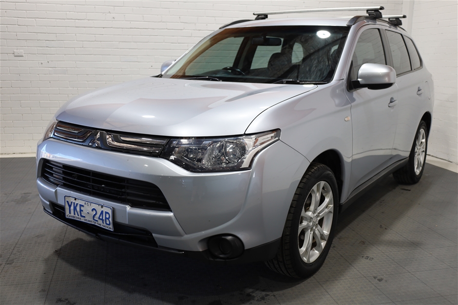 2013 Mitsubishi Outlander ES 4WD ZJ CVT Wagon Auction (0001-10500407 ...