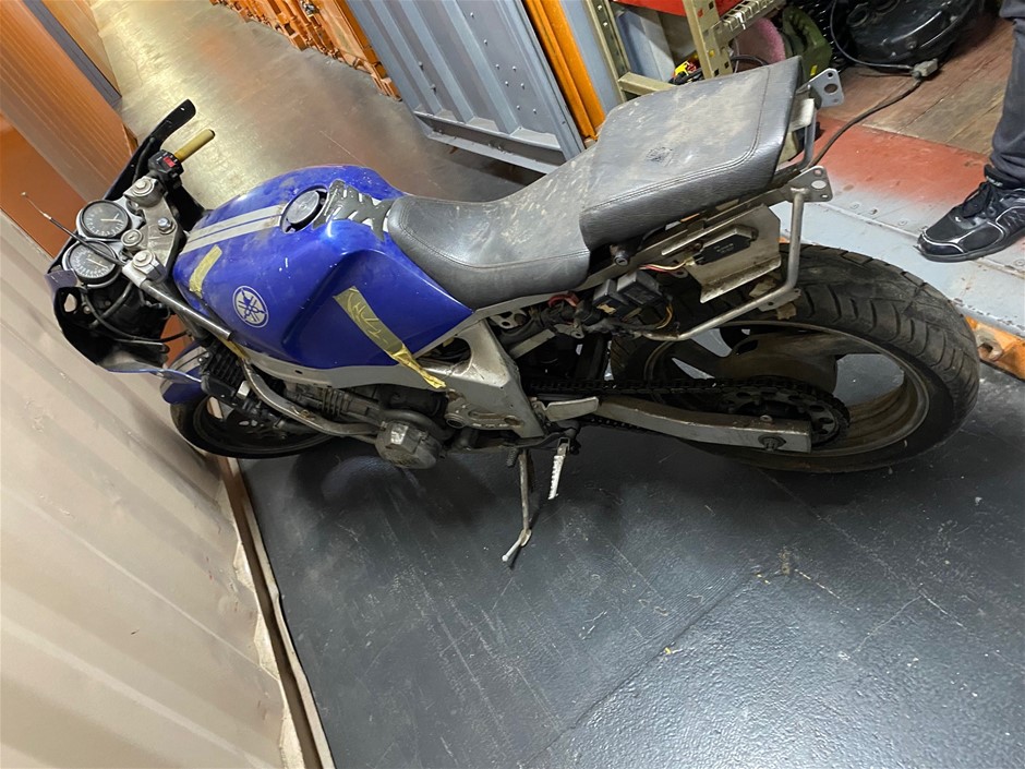 Yamaha FZR 600 Motor Bike 85762 km indicated