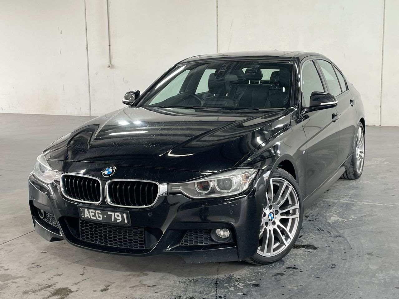 2015 Bmw 3 Series 316i M-sports Pack F30 Automatic - 8 Speed Sedan 