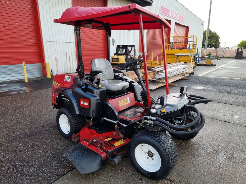 2016 Toro Groundsmaster 360 (31223) Quad Steer Mower