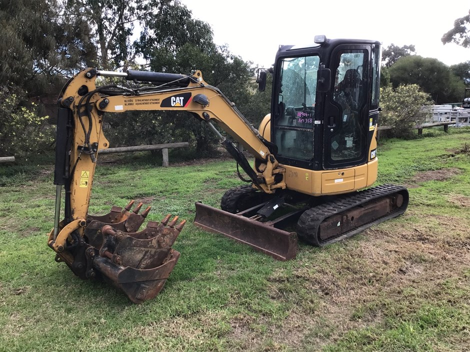 Earthmoving Equipment Sale