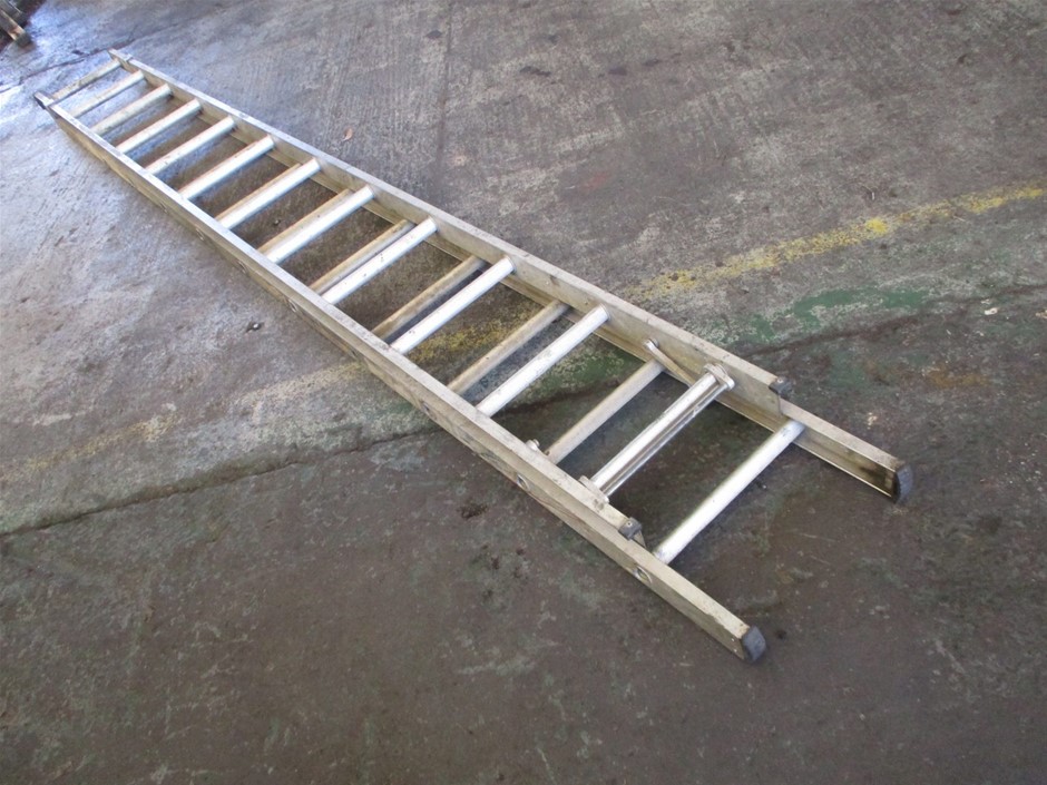 Bailey Extension Ladder Auction (02037045311) Grays Australia