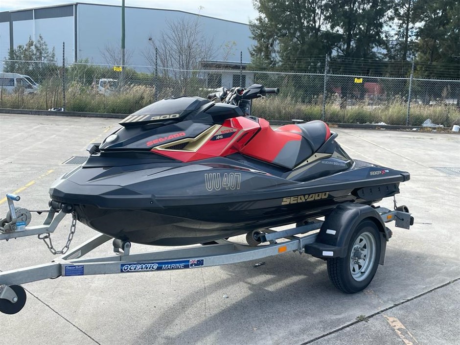 2019 Sea Doo rxp xrs 300 Jet Ski approx 126 hrs, 2020 oceanic trailer
