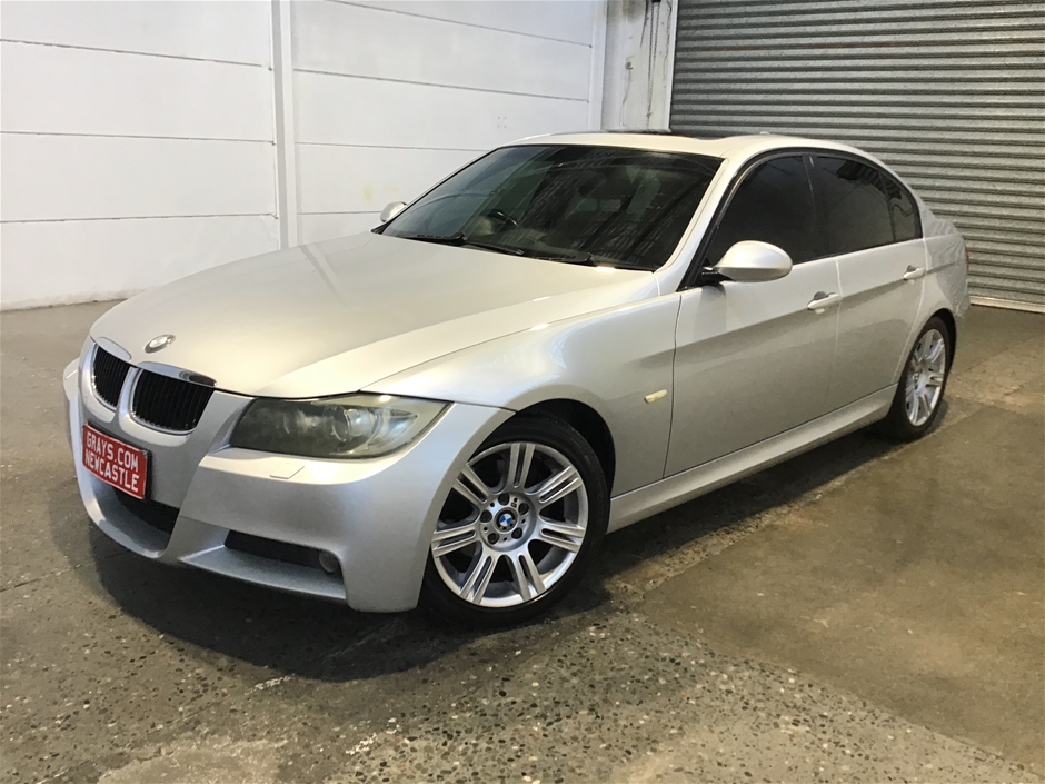 2007 BMW 3 Series 320i LUMINANCE E90 Automatic Sedan