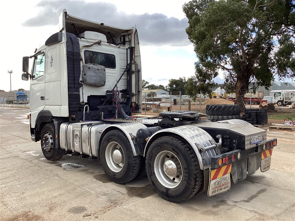 Off-road motorhome on Volvo FMX 540 chassis with 6x6 wheel arrangement 