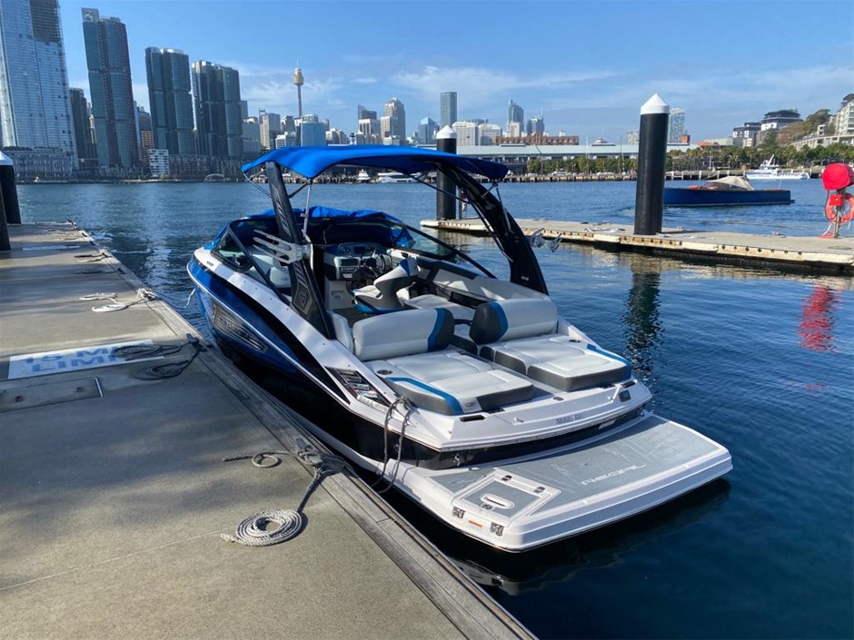 2015 REGAL2500 RX BOWRIDER BOAT