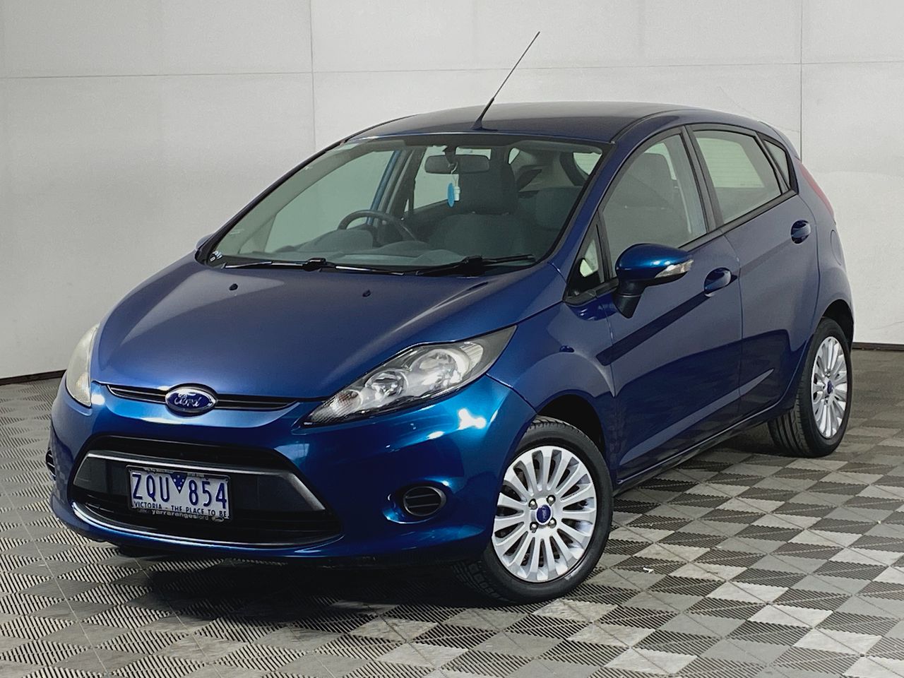 2013 Ford Fiesta LX WT Auto