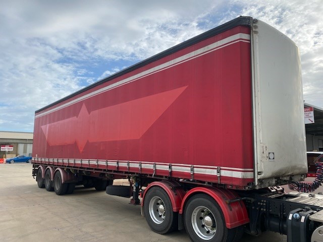 2001 Maxitrans ST3 Triaxle Curtainsider Trailer Auction (0011-8017496 ...