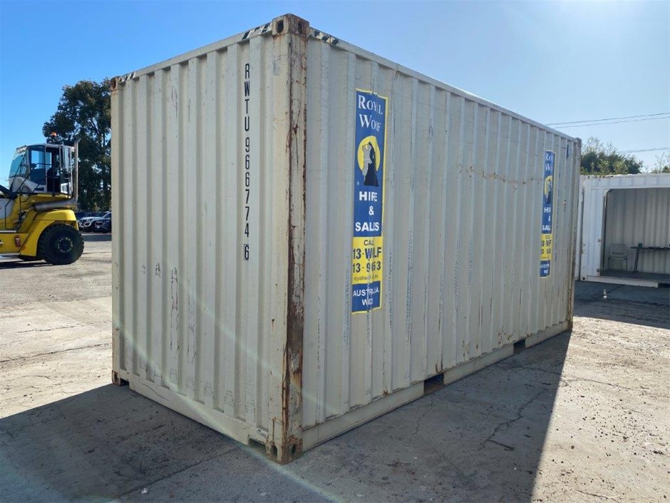 20' Shipping Containers