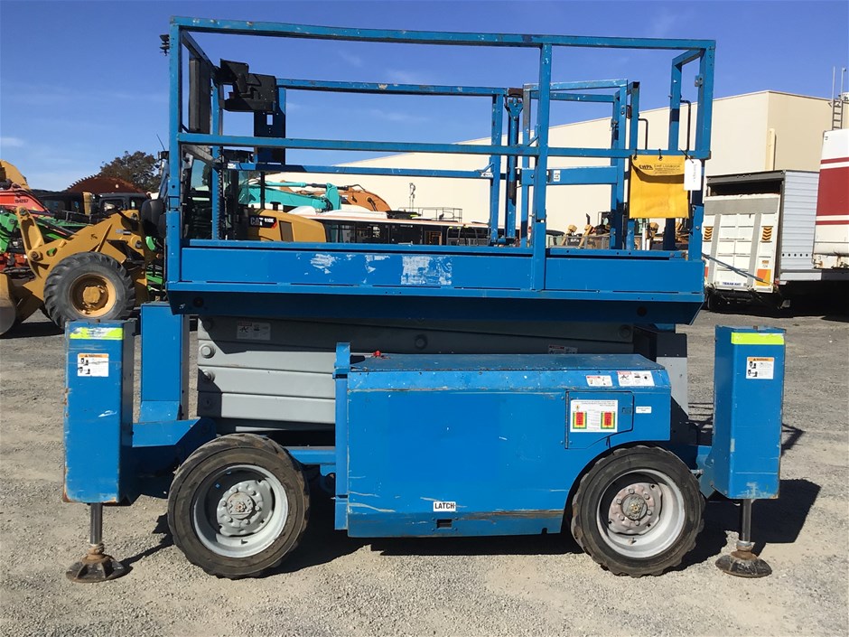 Scissor Lift & Man Lifts