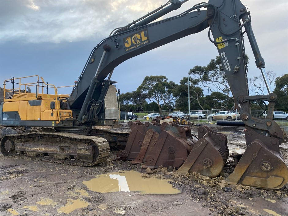 July Earthmoving & Construction Multi Vendor Auction - Vic