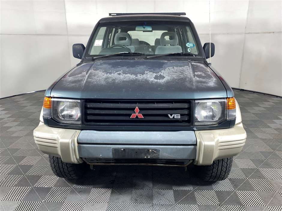 1993 Mitsubishi Pajero Auto 7 Seats Wagon Auction (0001