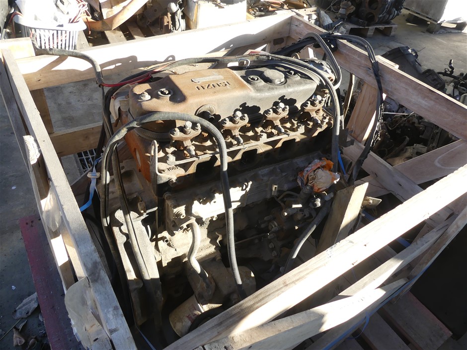 1x 4 Cylinder Truck Engine Auction (0558-5053527) 