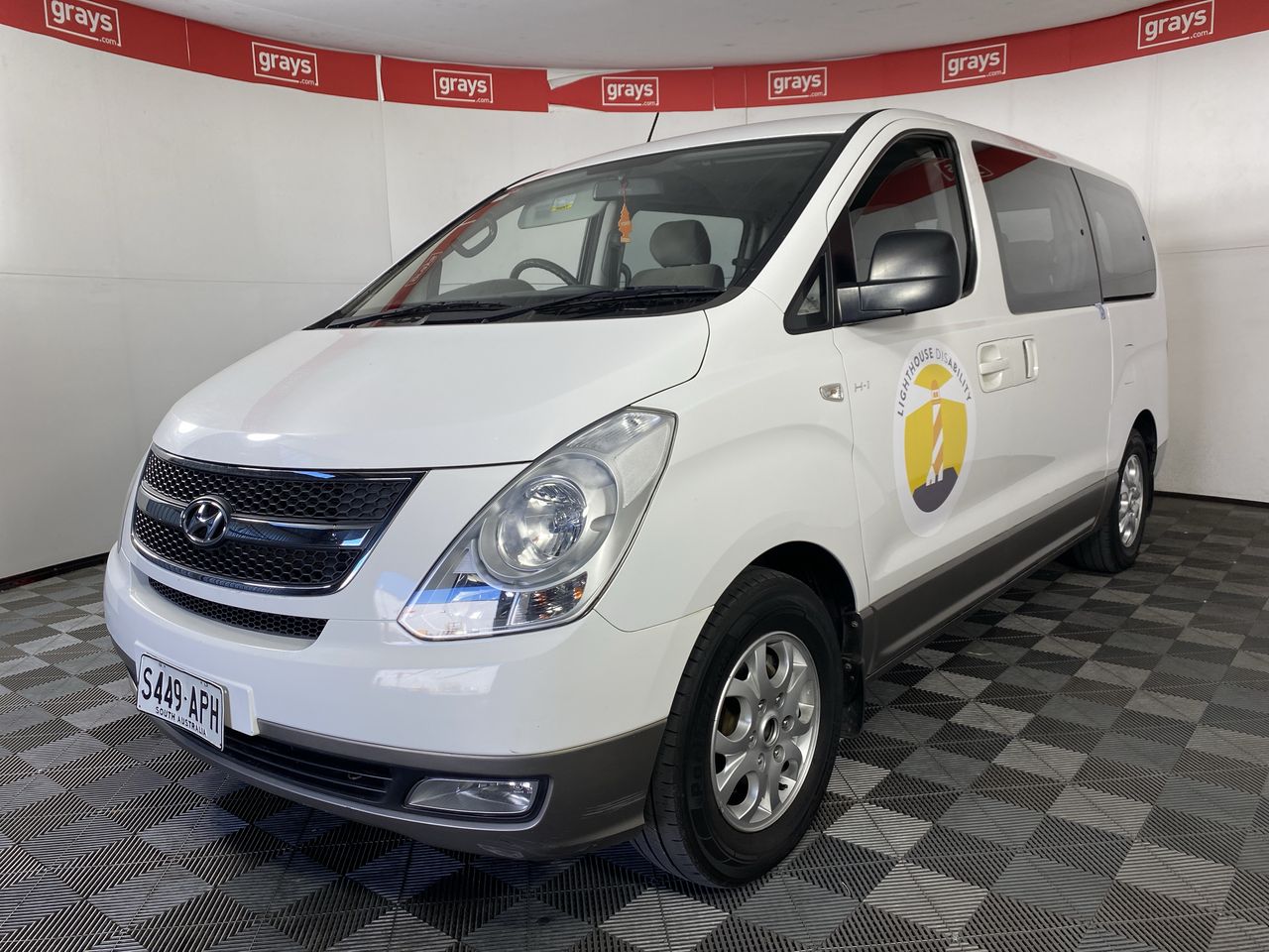 2012 Hyundai iMAX TQ Automatic 8 Seats People Mover