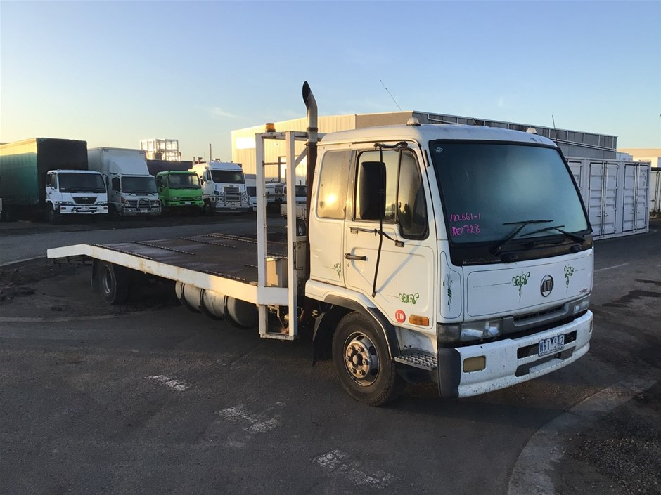 Unreserved 1997 UD Nissan MKB210 (4 x 2) Car Carrier