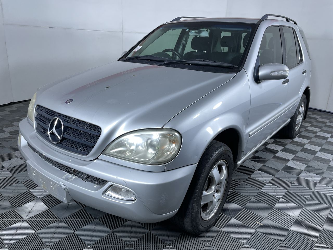 2001 Mercedes Benz ML 320 (4x4) W163 Automatic Wagon