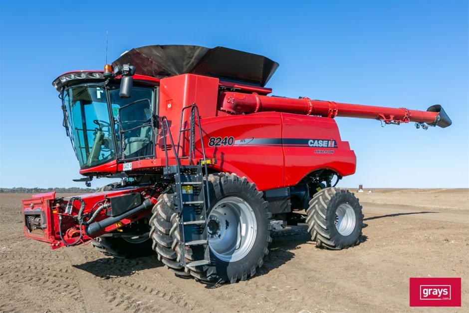 2015 Case 8240 Combine Header Auction (0002-5053701) | Grays Australia