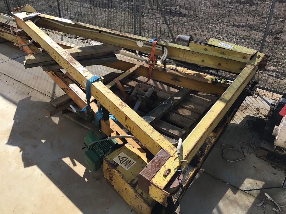 Travelling Gantry Crane Auction (00103026443) Grays Australia