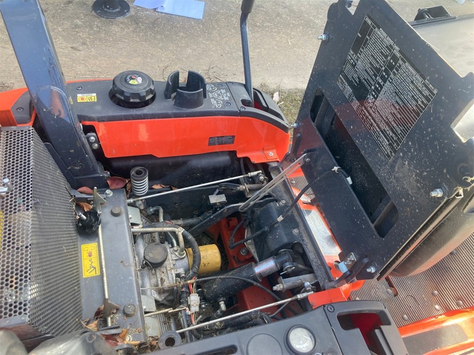 Kubota zg222 online motor