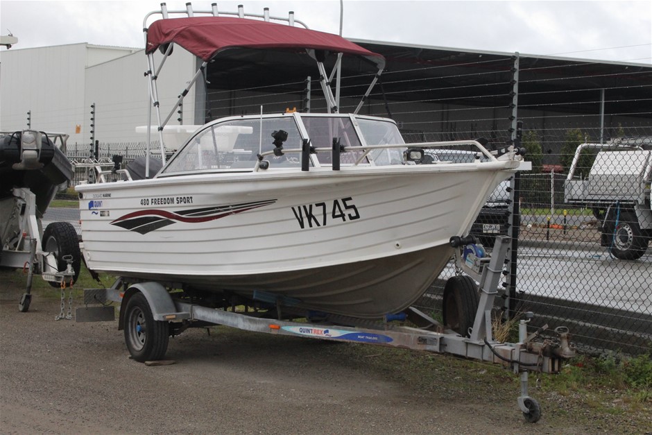 QUINTREX 480 FREEDOM SPORT BOAT