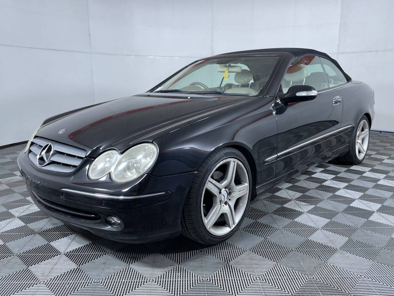 2004 Mercedes Benz CLK 320 Avantgarde A209 Automatic Convertible ...