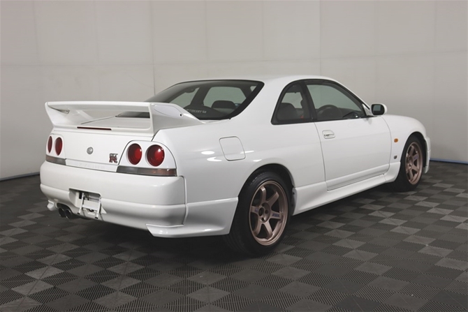 1995 Nissan Skyline (Import) R33 V-Spec GTR Manual Coupe Auction