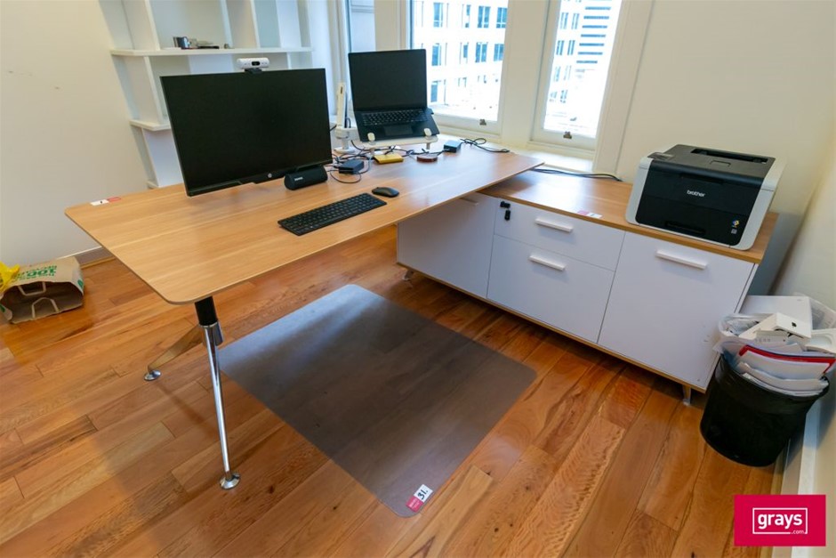 Executive Office Desk Auction (00015053867) Grays Australia