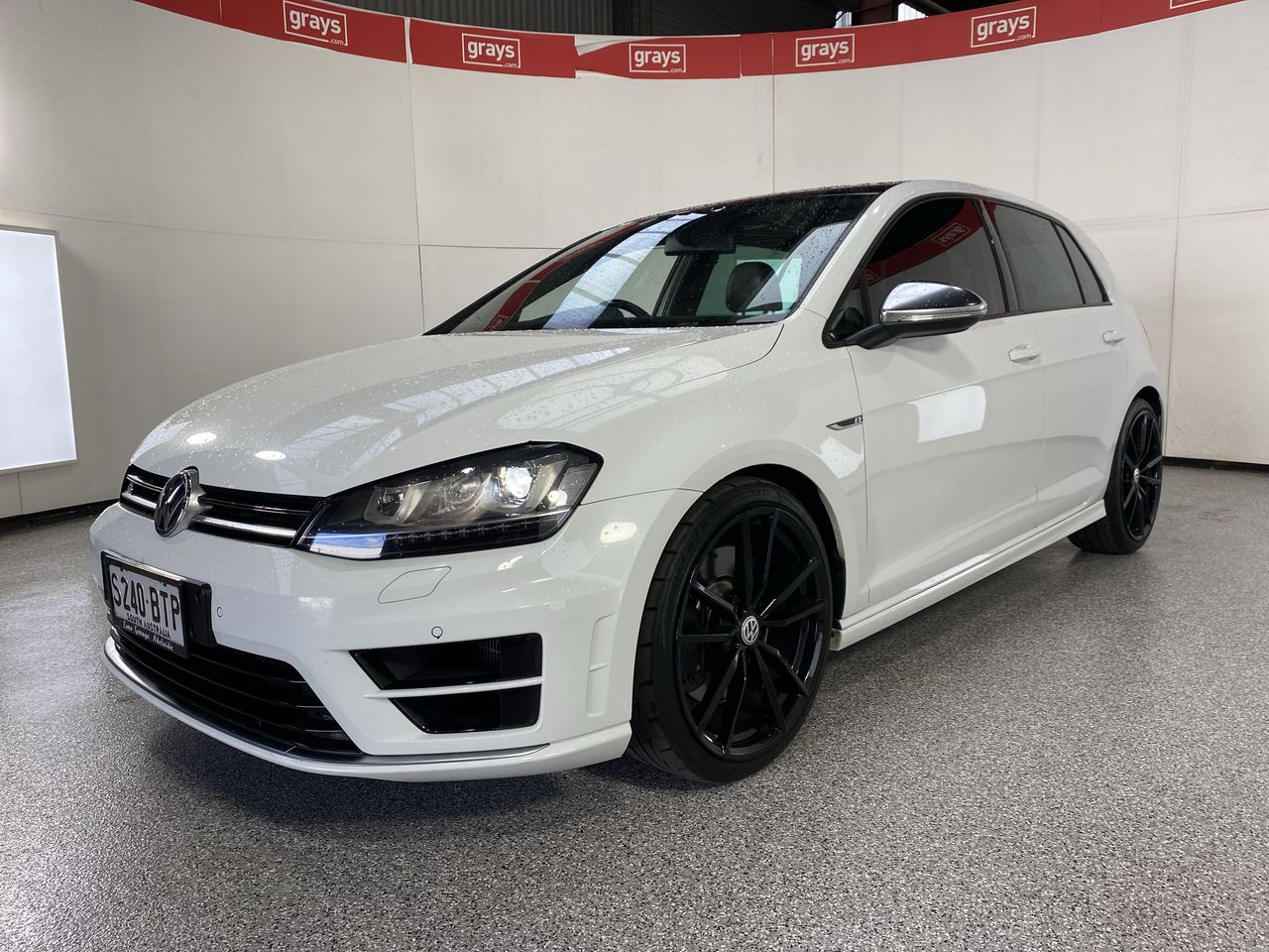 2015 Volkswagen Golf R A7 Automatic Hatchback Auction (0001-60042287 ...