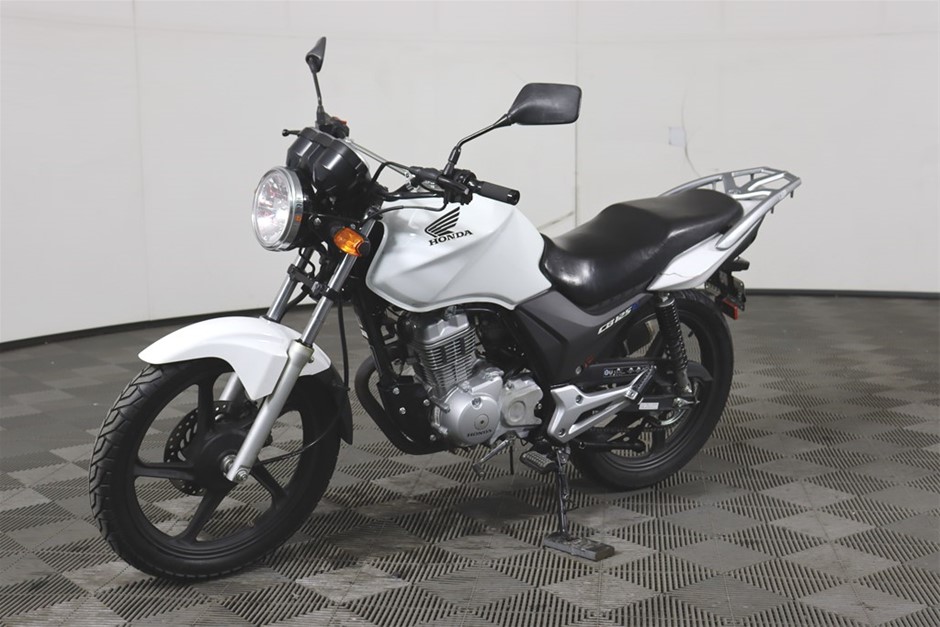 2021 Honda CB 125E 2 seater 1618 km indicated