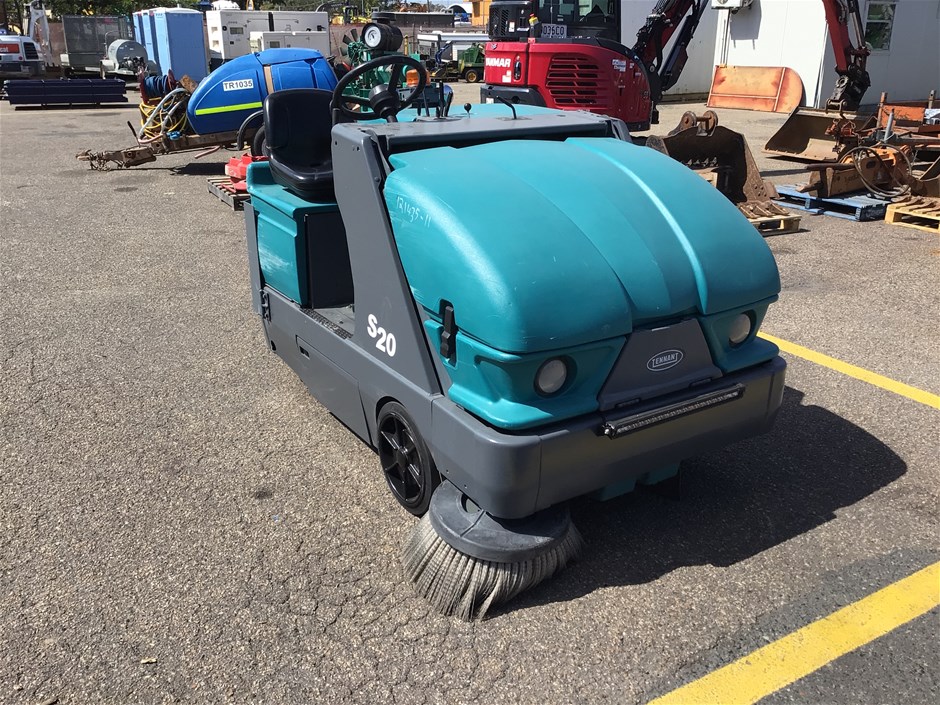 Tennant S20 Sweeper