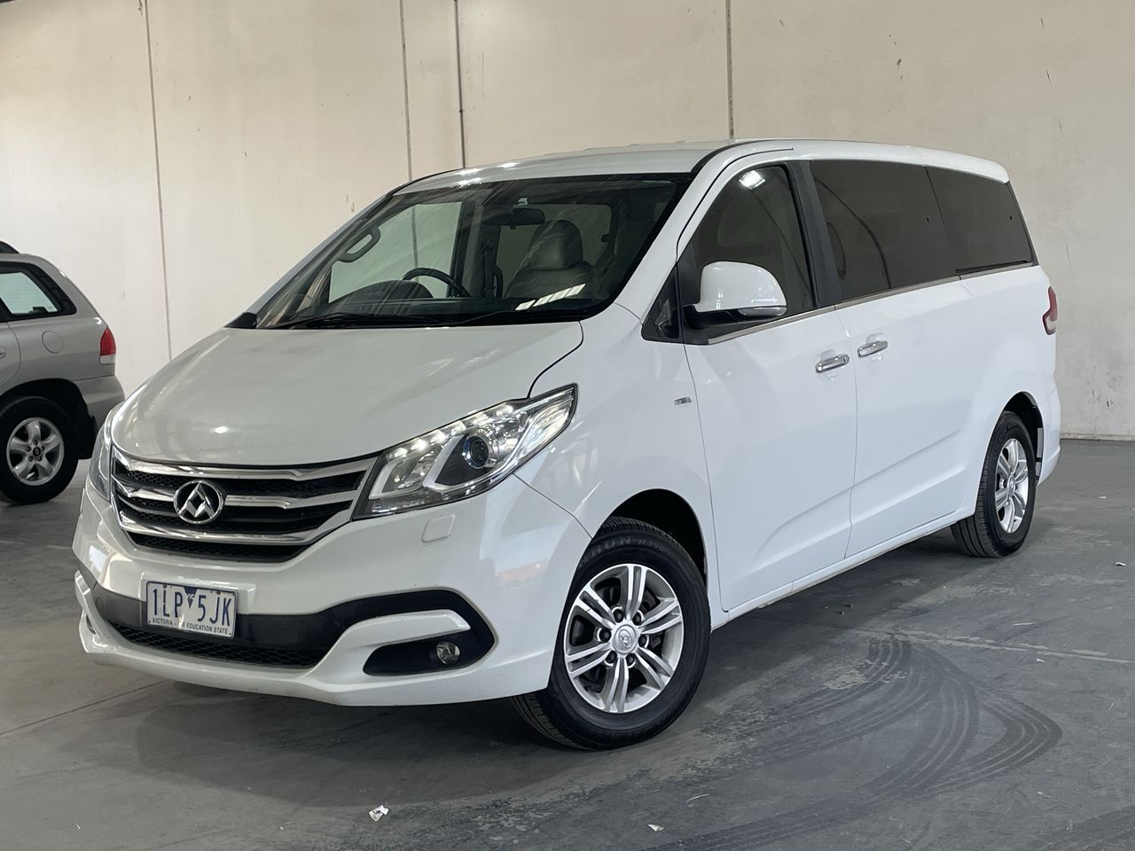 2017 LDV G10 9 seat Auto