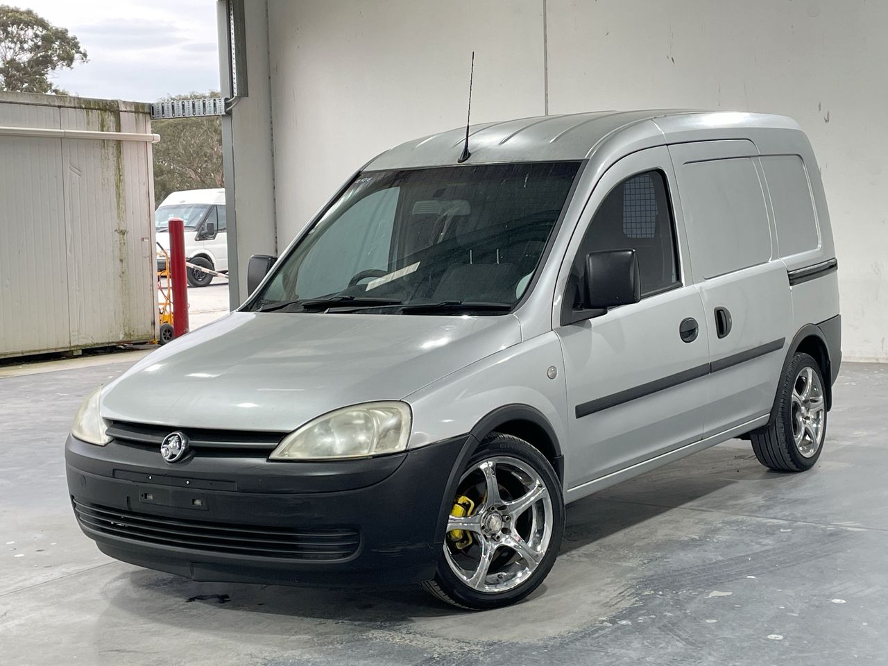 2004 HOLDEN COMBO Manual Van