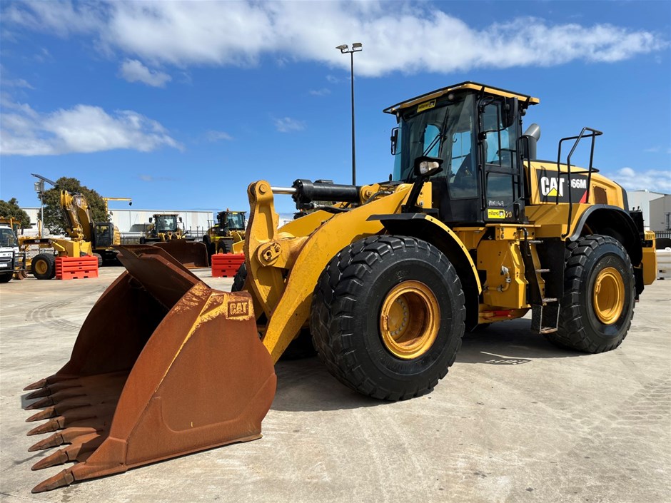 <p>2016 Caterpillar 966M Wheeled Loader (MM149)</p>