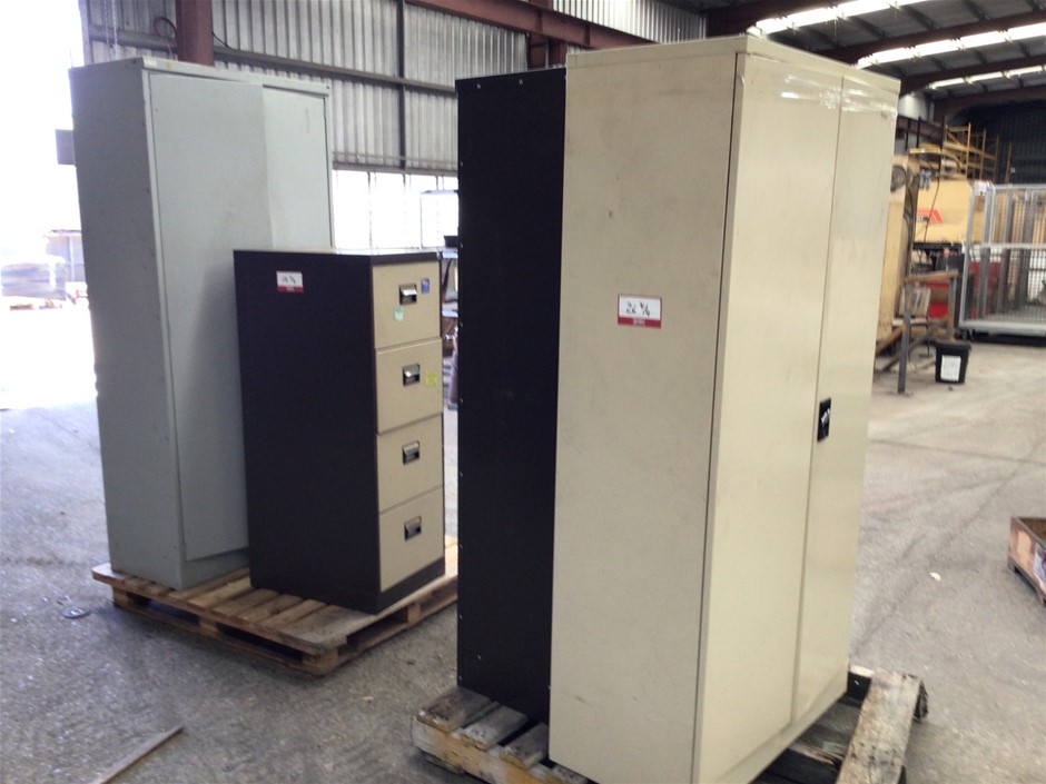 4 x Assorted Cabinets