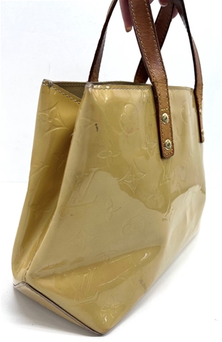 Sold at Auction: AUTHENTIC LOUIS VUITTON VERNIS READE PM PATENT LEATHER  HAND BAG
