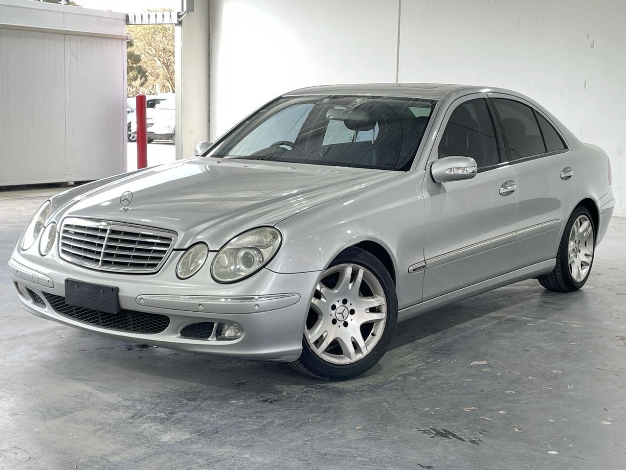 2005 Mercedes Benz E350 Elegance W211 Automatic Sedan Auction (0001 ...