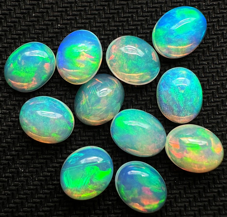 26.91 Carats Color-Play Opal Auction (0001-2555386) | Grays Australia