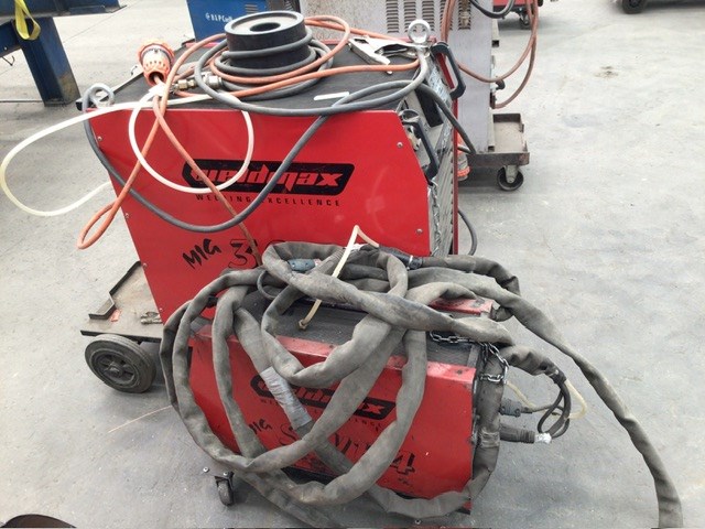 Weldmax 395S MIG Welder With SWF4 Wire Feeder Auction (0026-3027033 ...