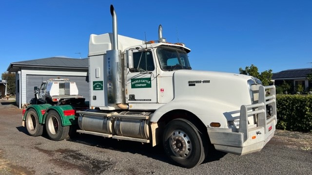 1995 Western Star 4900 Series 6 x 4 Prime Mover Truck