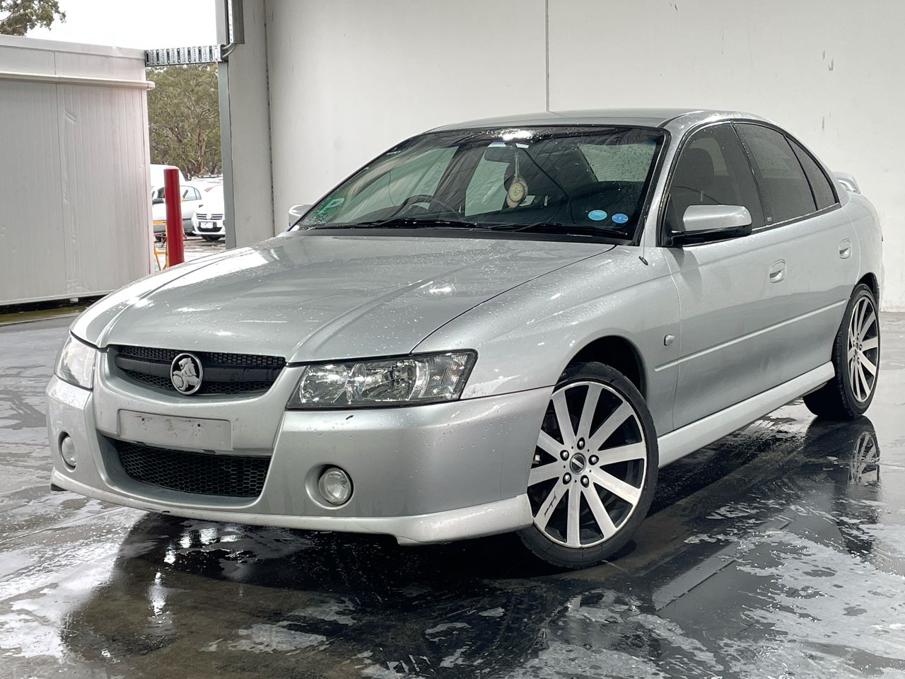 Holden Commodore SV6 VZ Automatic Sedan