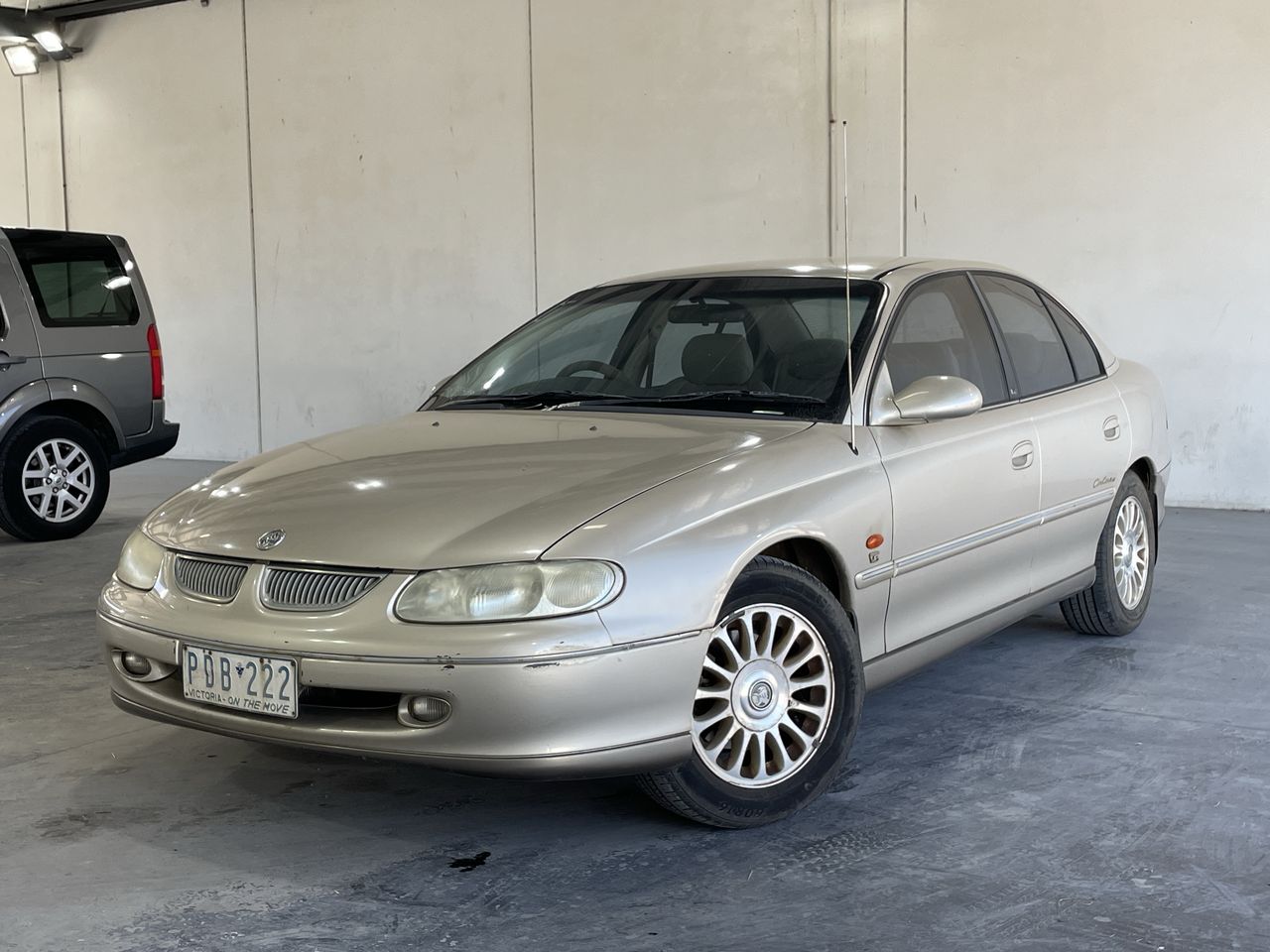 1998 Holden Calais 50th Anniversary VT Automatic Sedan Auction (0001